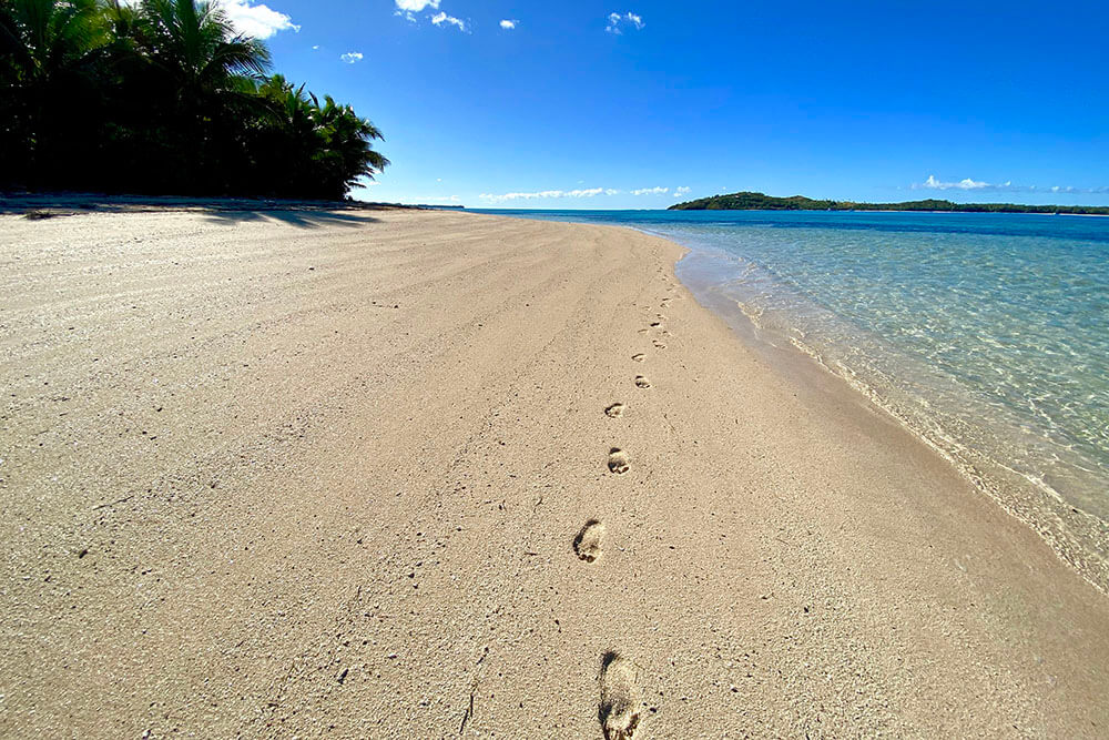 coconut-beach-resort-beach-the-only-one Fiji