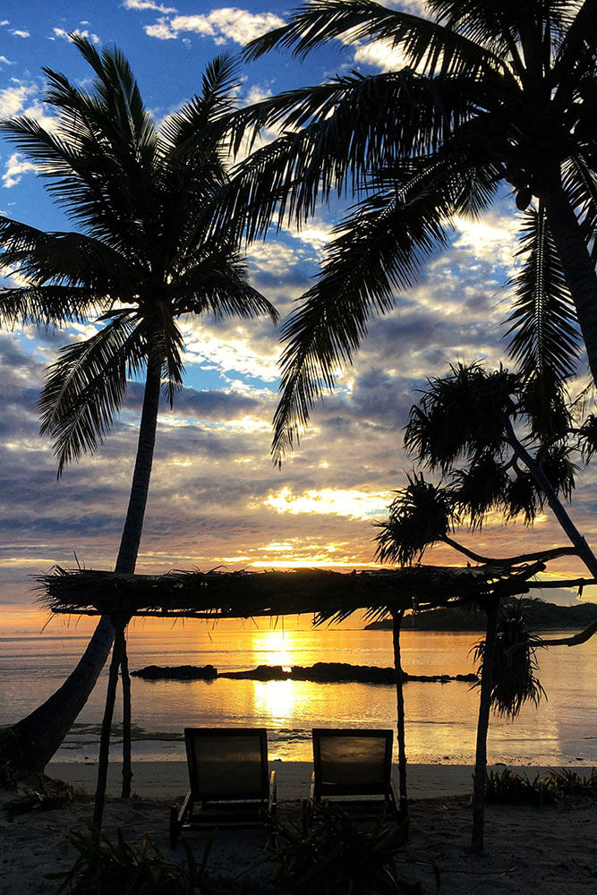 coconut-beach-resort-beach-watch-the-sunset Fiji