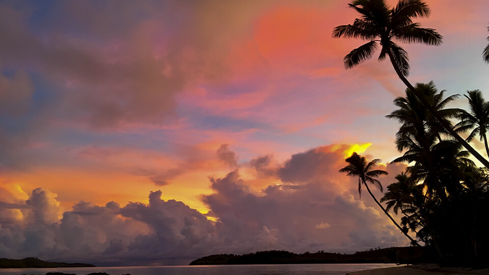 coconut-beach-resort-sunsets-in-fiji